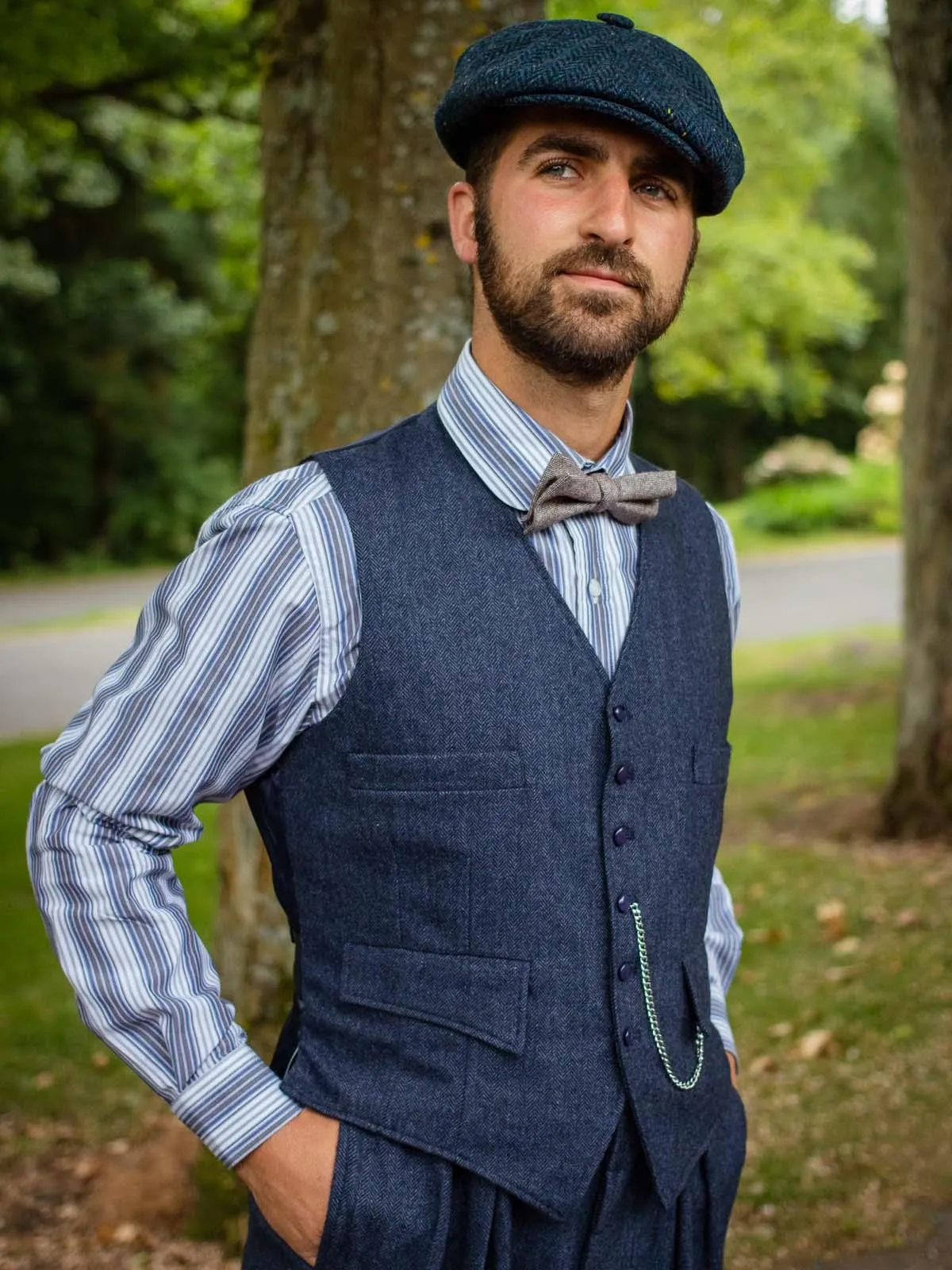 1940s Vintage Granville Herringbone Wool Waistcoat in Navy Blue