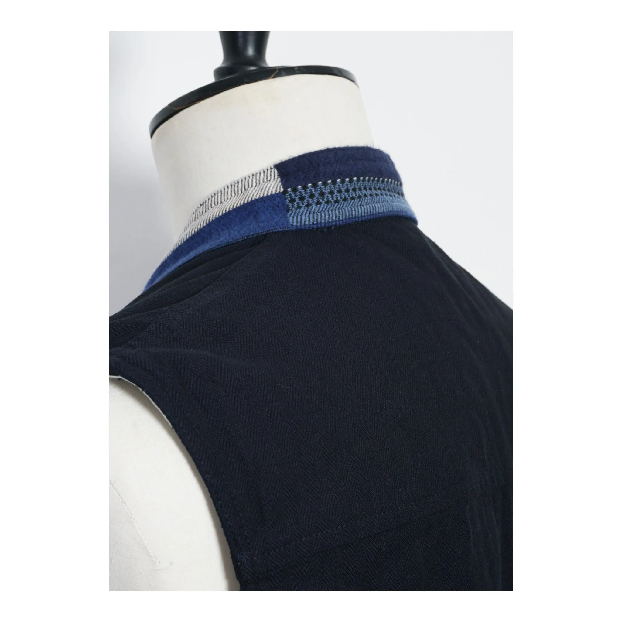 Hansen Hauk 25-84-4 indigo herringbone